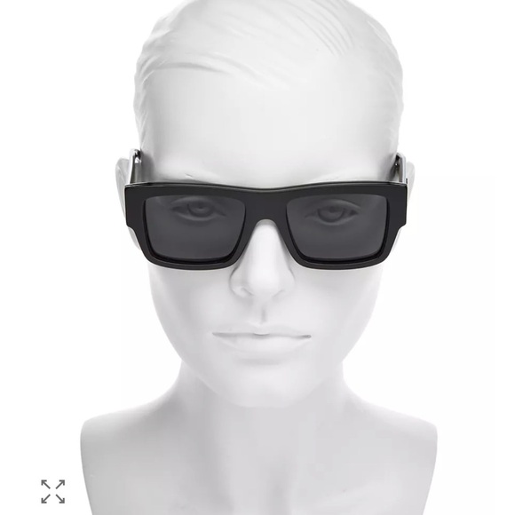 Fendi Black Sunglasses main image 8